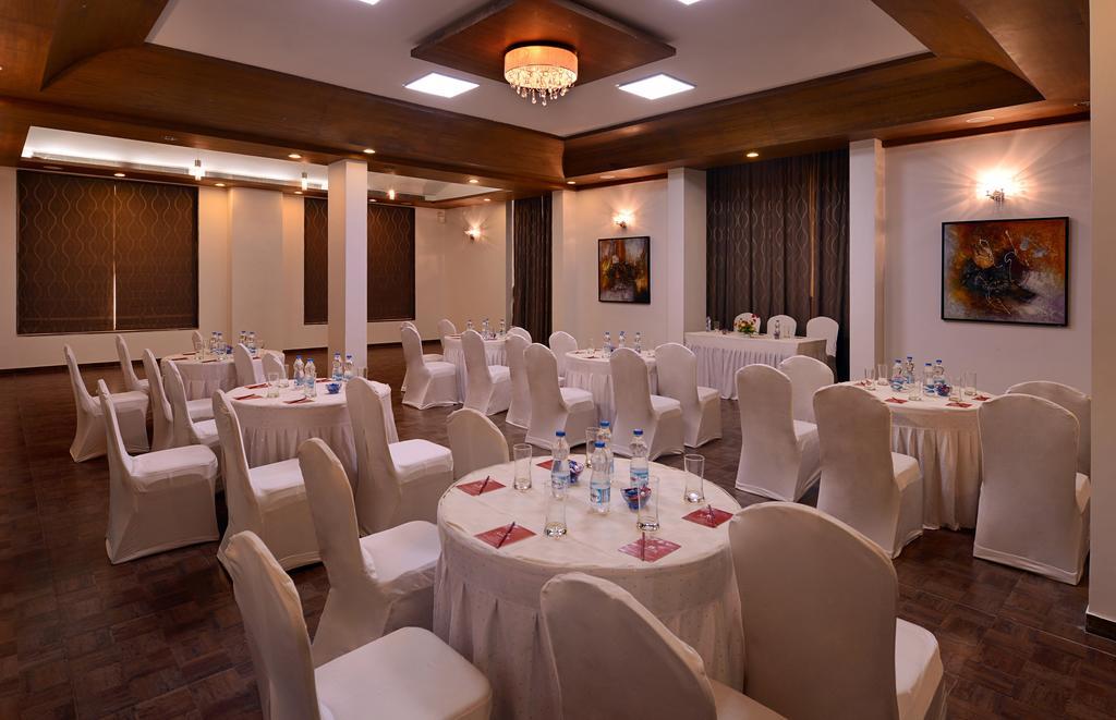 Lords Inn Somnāth Εξωτερικό φωτογραφία